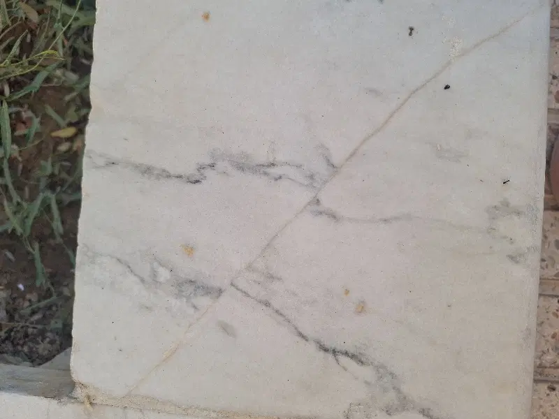 زمین ۱۸۴ متری سند دار