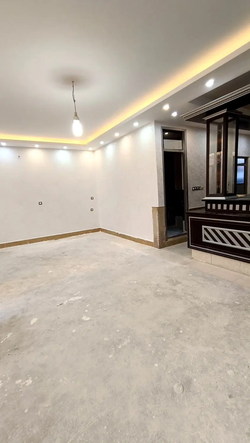 ساختمان مسکونی ۱۷۵ متری