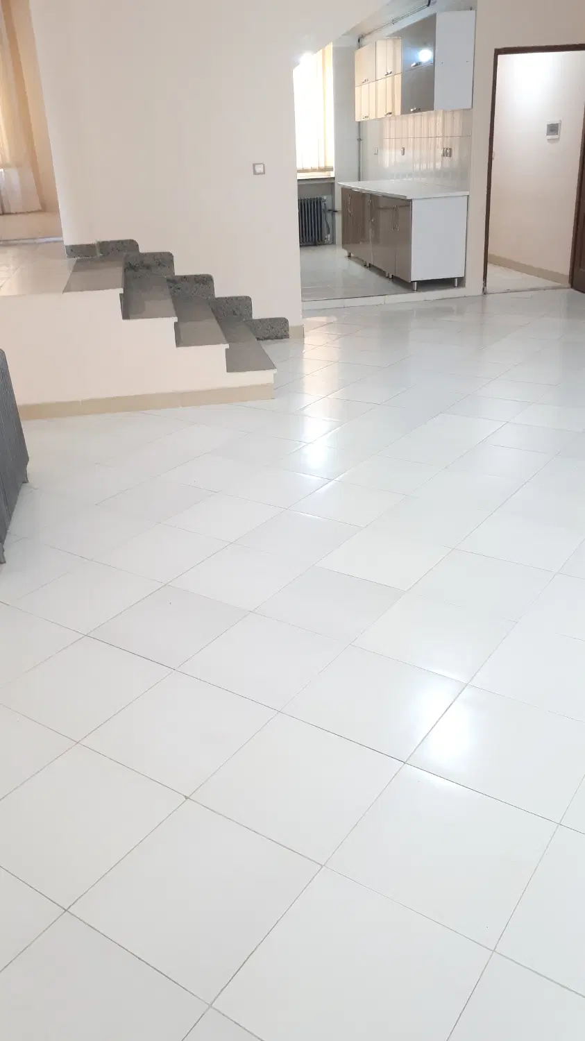 اجاره ساختمان راه جدا خیابان فاضل ۱