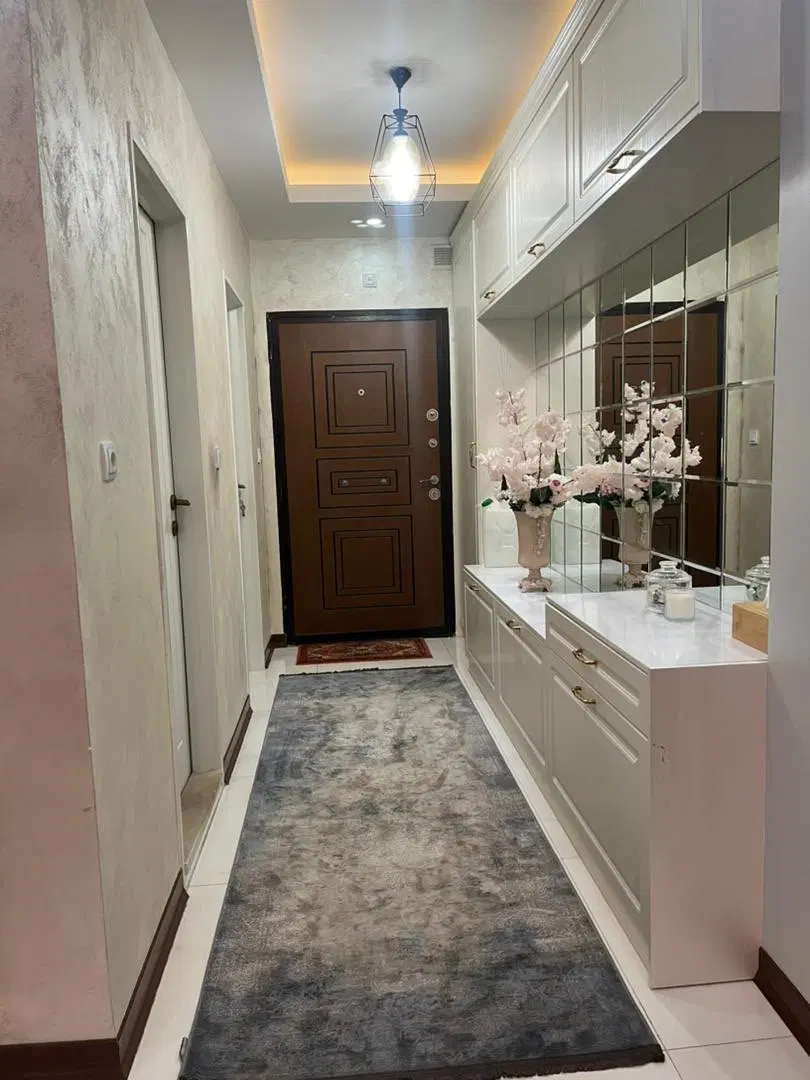 ۱۴۰ متری _ نوساز _ پارکینگ جای ۲ ماشین