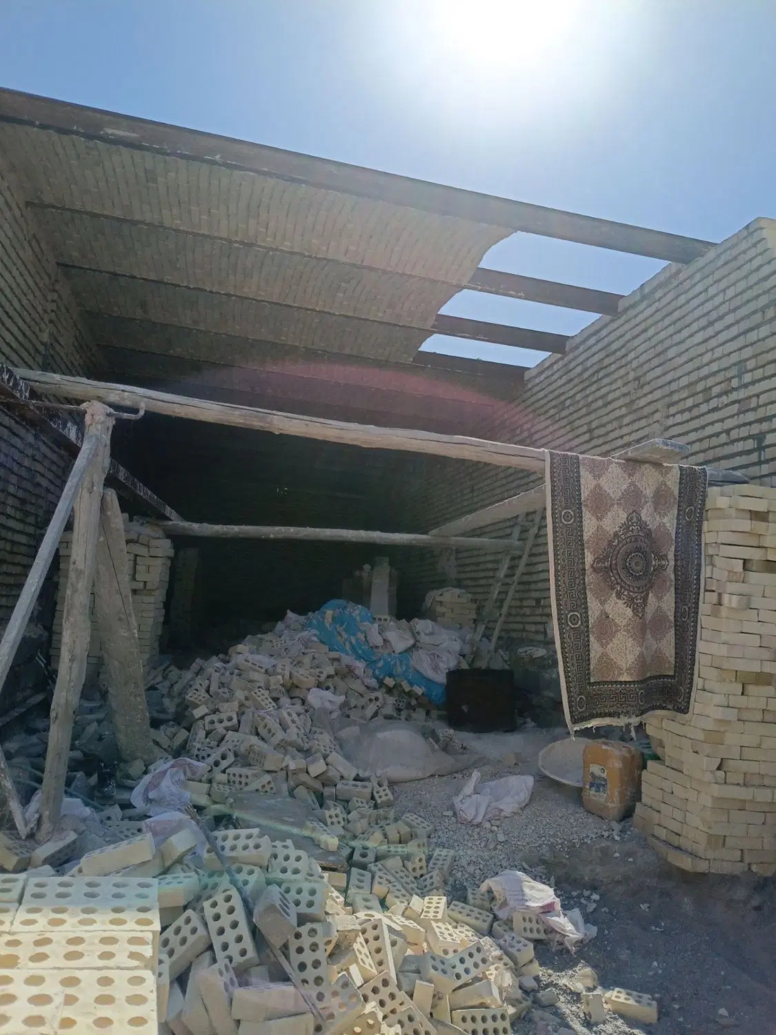 باعرض سلام زمین نیم ساز بفروش میرسد