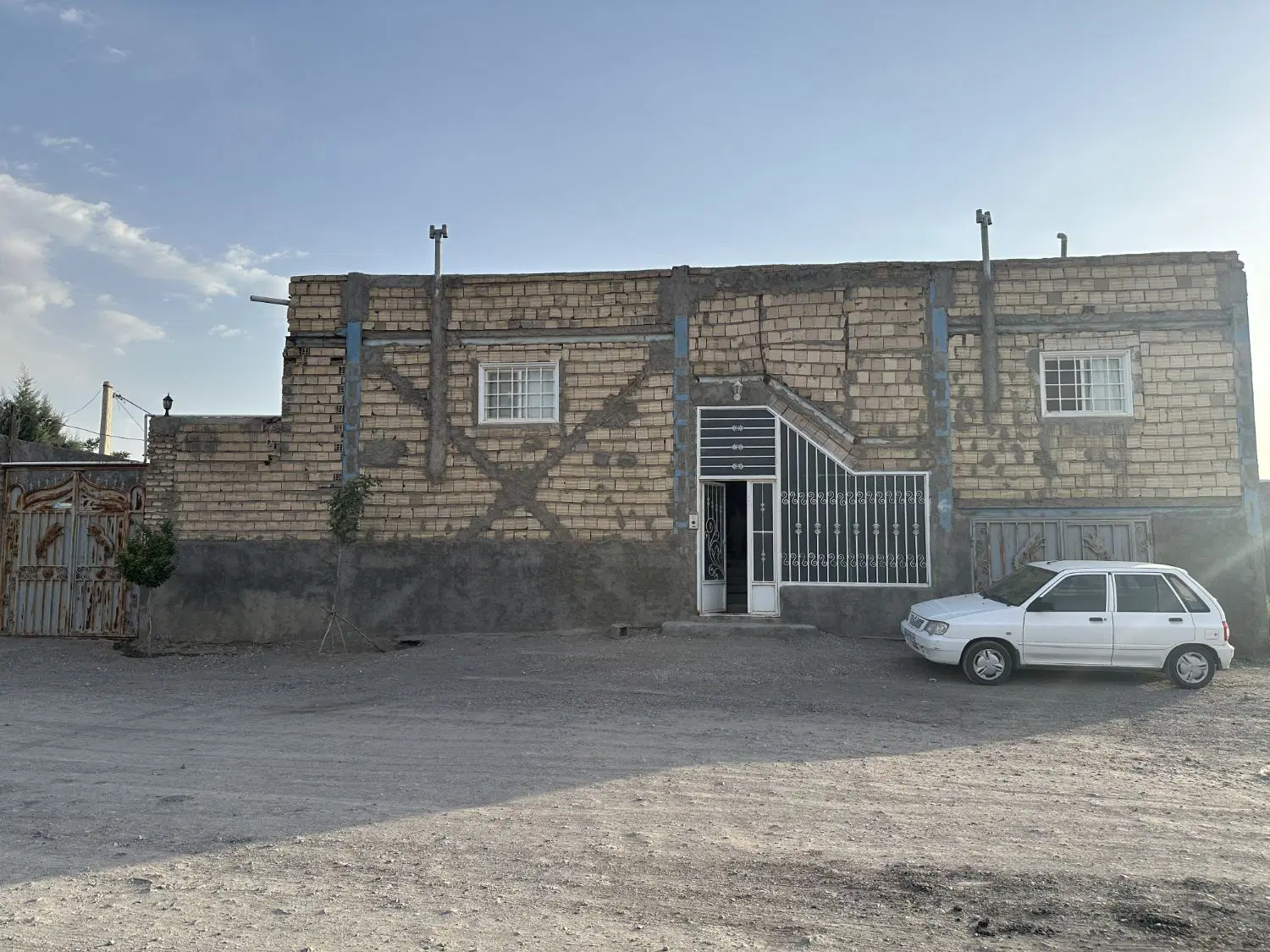 منزل مسکونی