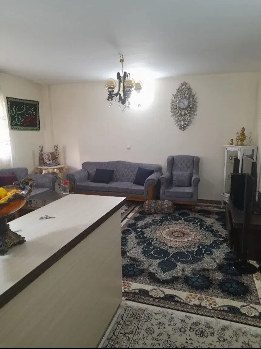 آپارتمان ۷۵ متریی_مجتمع ایثارگران_میدان لولو