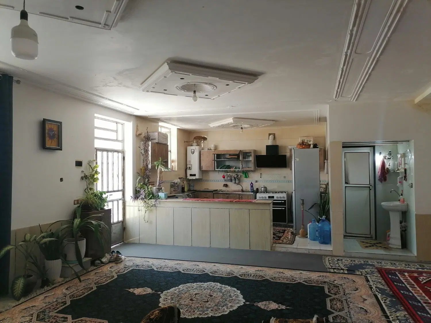 منزل ویلایی 330متری 3 خواب بزرگ شهرک شاپورجان