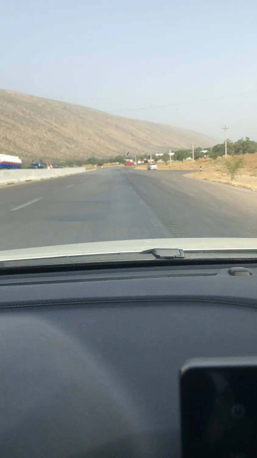 تجاری صدرا  پاساژ الهیه همکف ۱۰متر نمای خیابان
