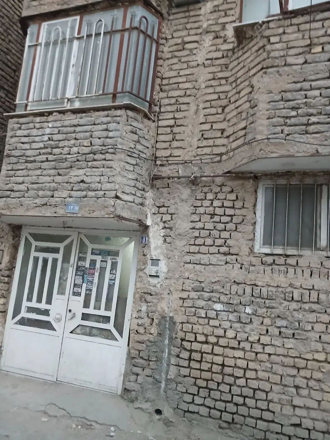 آپارتمان ۷۰ متری طبقه همکف