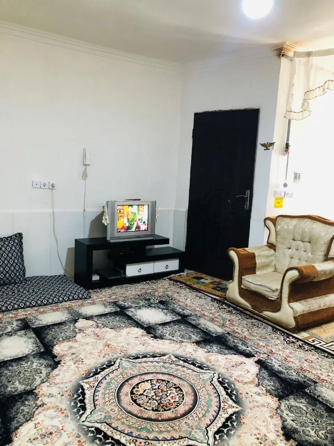 70 متر دو خواب فرون آباد