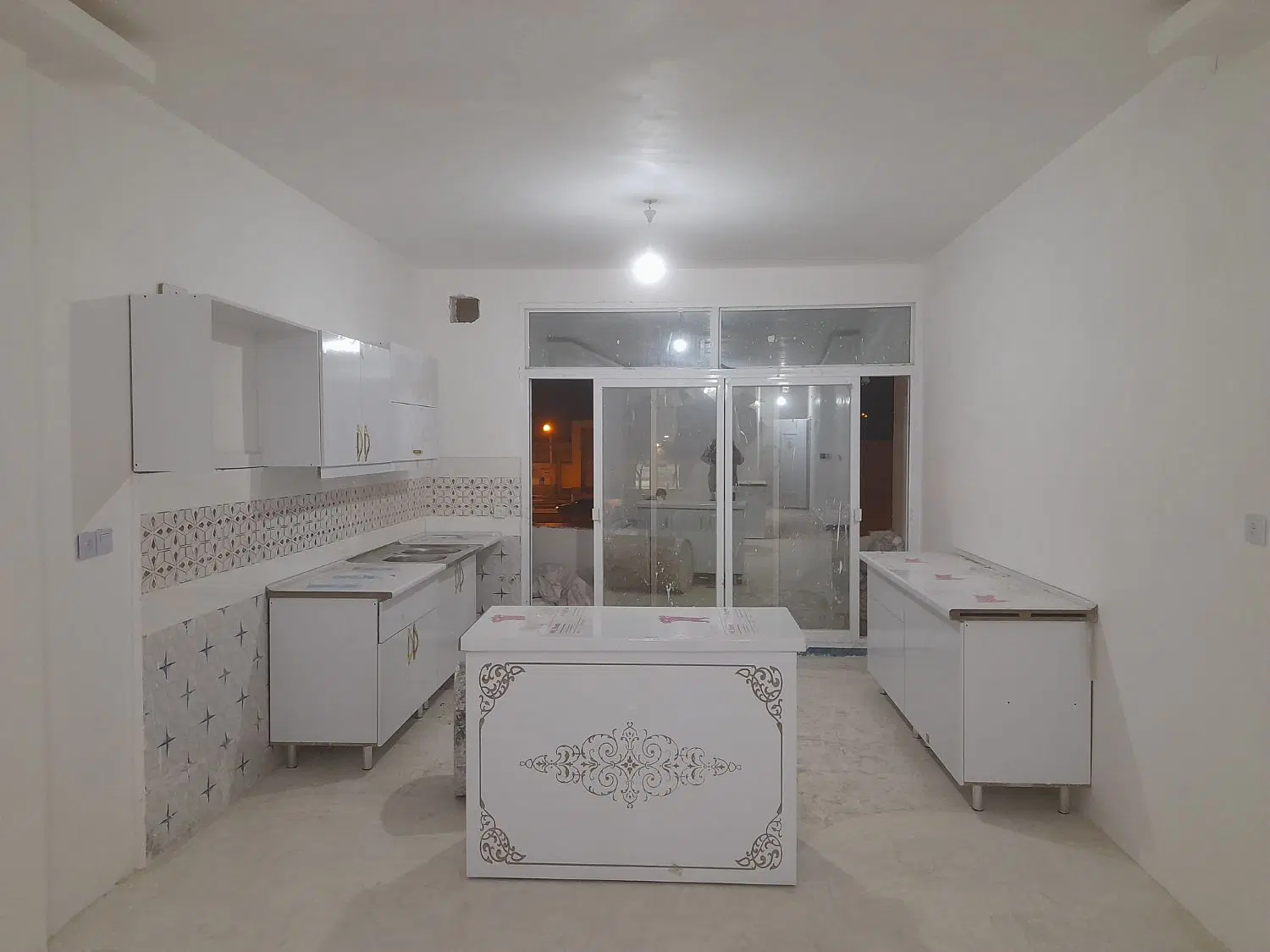 آپارتمان طبرسی