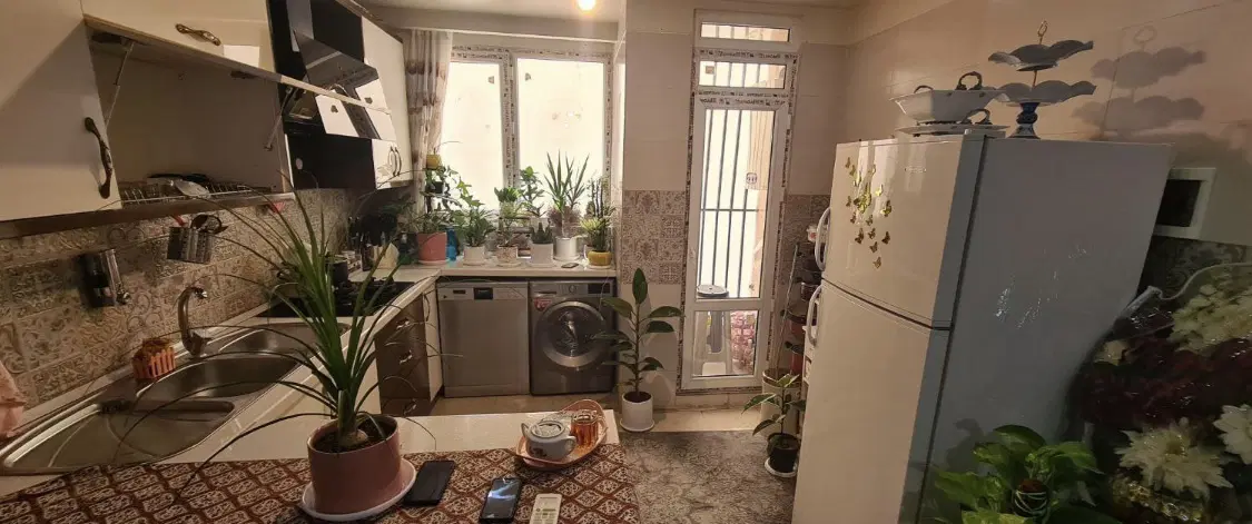 ۶۲مترفول۲خواب(شکوفه بیدهندی)پارکینگ آسانسور انباری