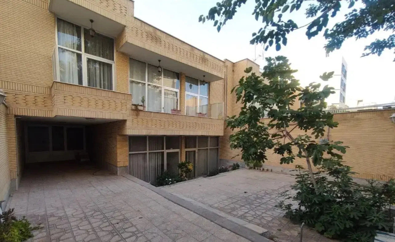 ویلایی دوطبقه