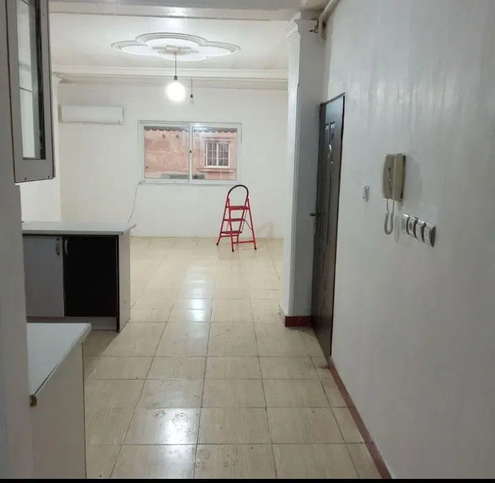 واحد ۸۵ متری بر خیابان کوی حسینی