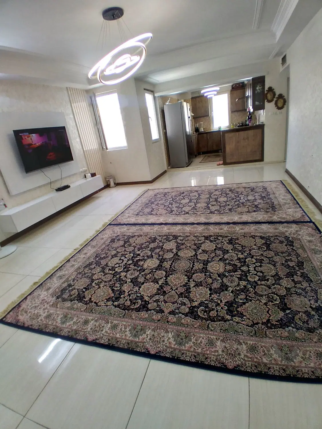 فروش آپارتمان ۸۱ متری خوش‌نقشه و پرنور در گرمسار