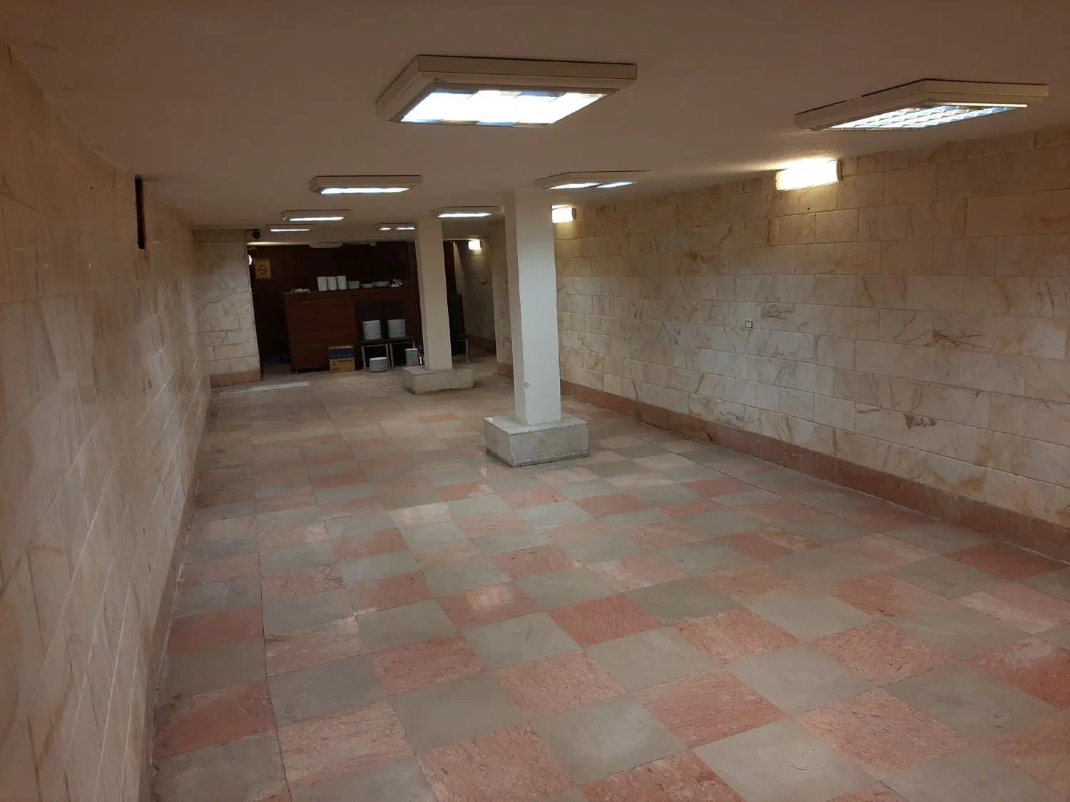 مغازه باجواز کسبی چلوکبابی ومناسب مشاغل دیگر