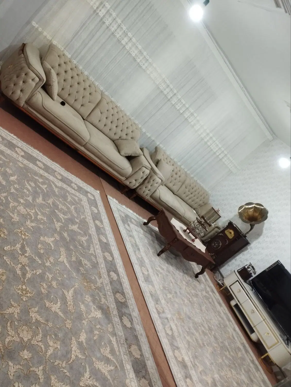 فروشی