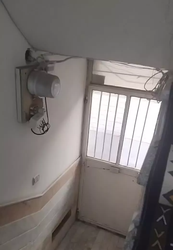 ۶۴ متر تک واحدی