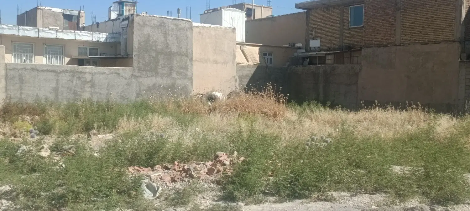 زمین مسکونی
