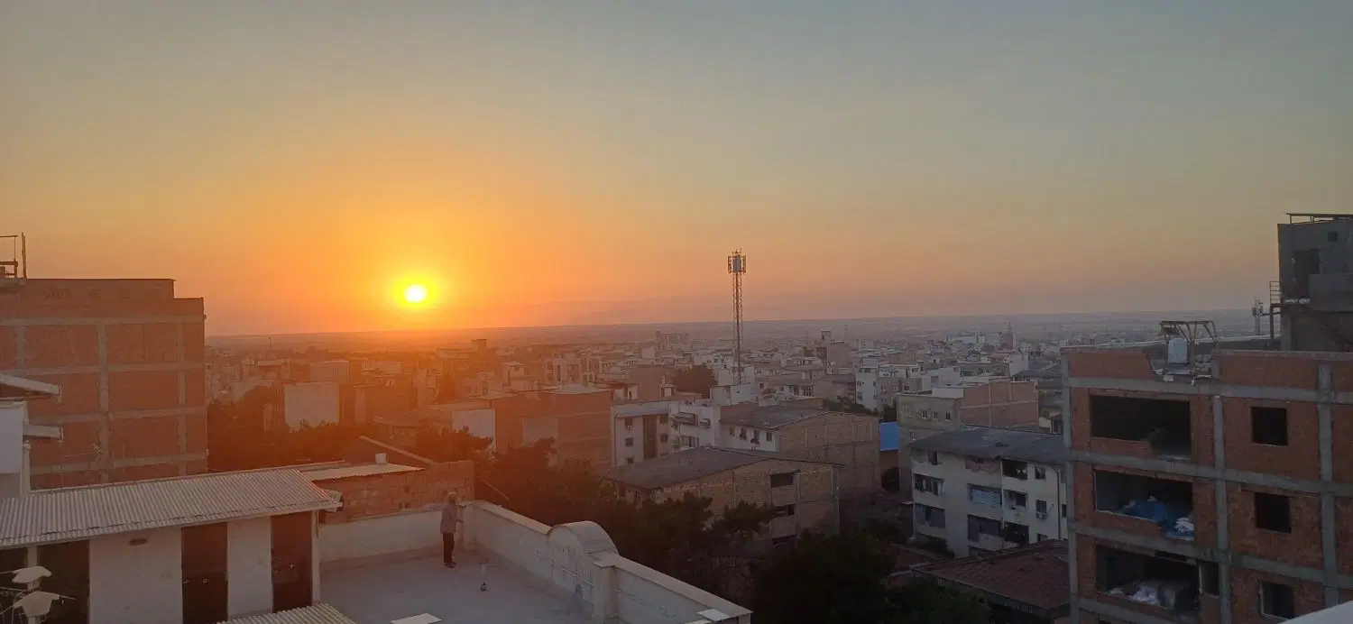 اپارتمان رسالت ۳۸