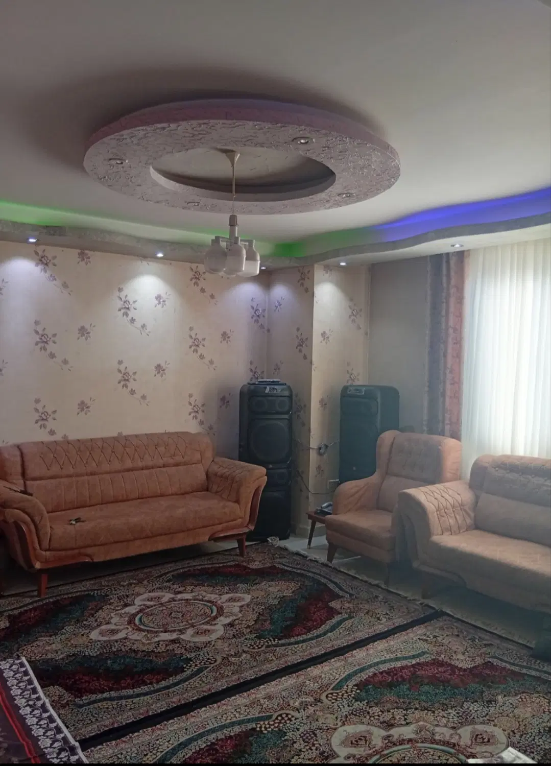 فروش یک واحد آپارتمان