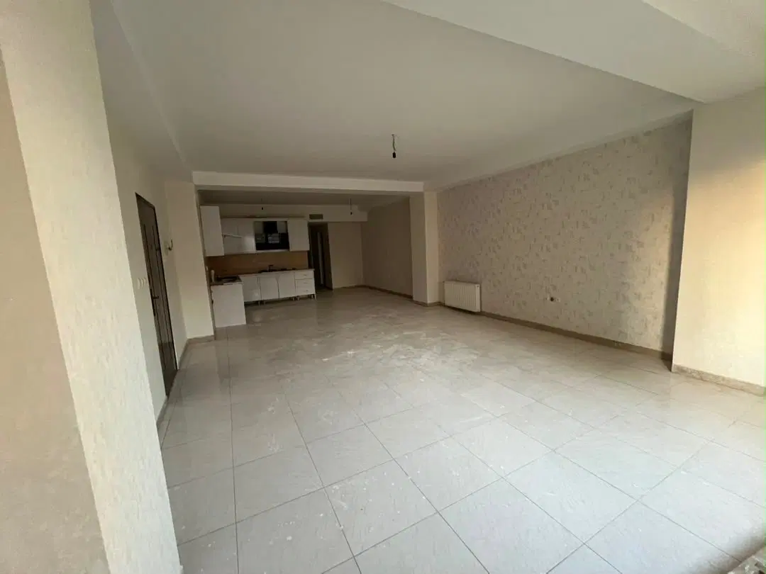 فروش آپارتمان ۹۰ متری دو خوابه فاز ۵ ساماندهی