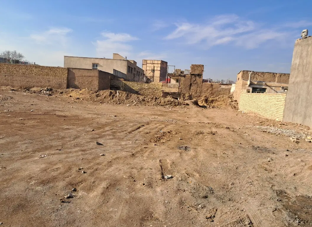 زمین مسکونی