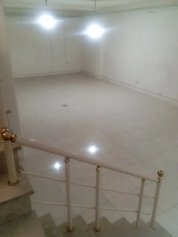 زیر زمین تجاری