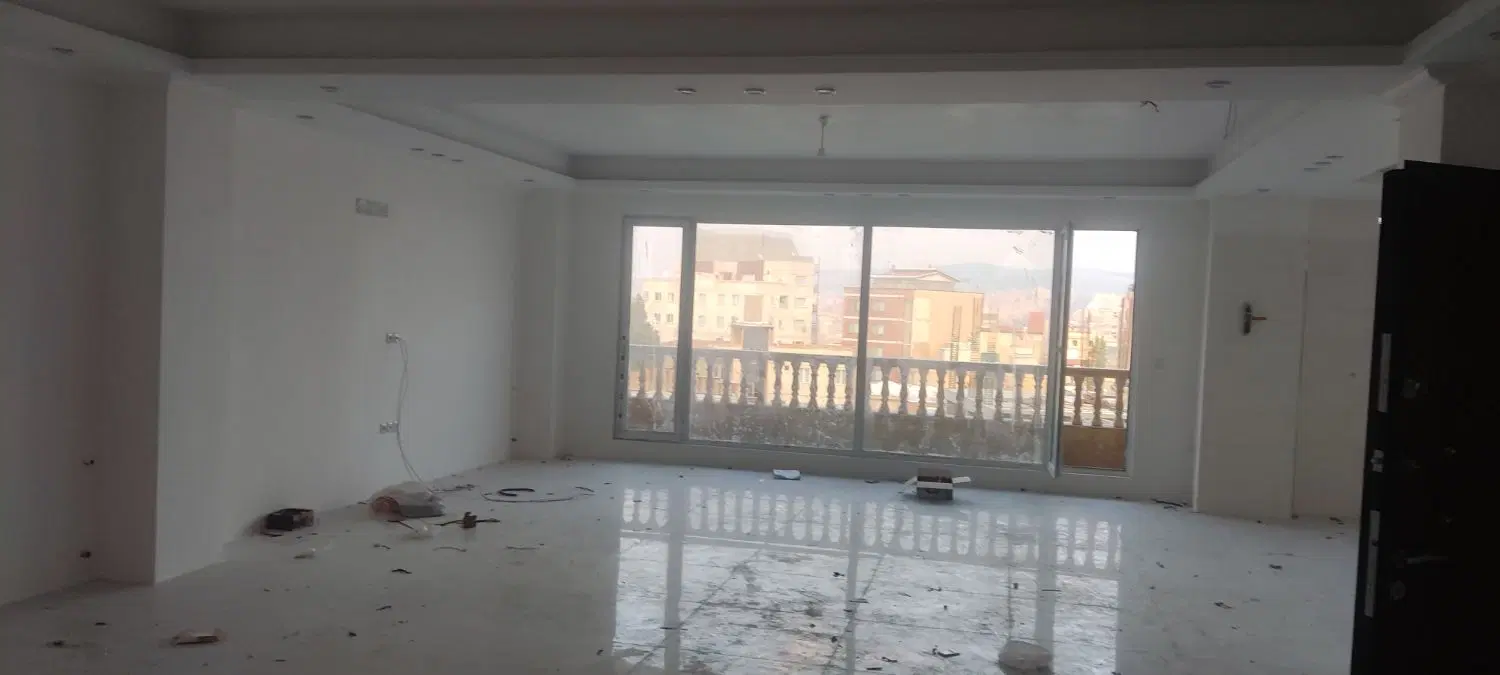 مغازه شش متر بر خیابان امام