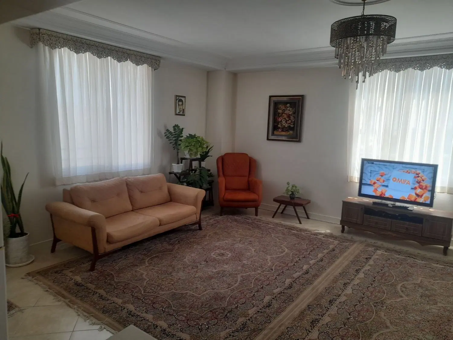 90 متری فول امکانات