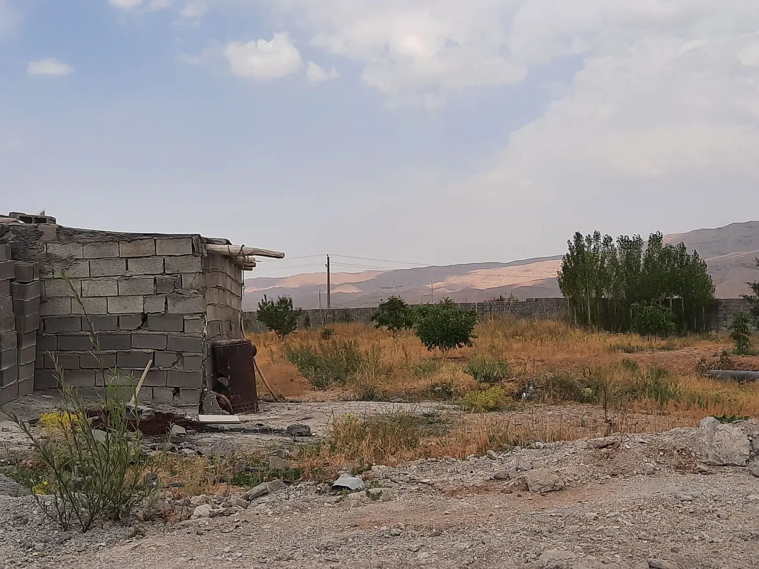 زمین مسکونی
