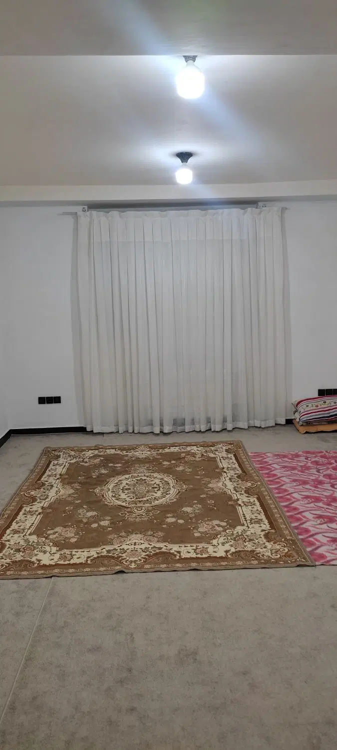 آپارتمان میدان دانش