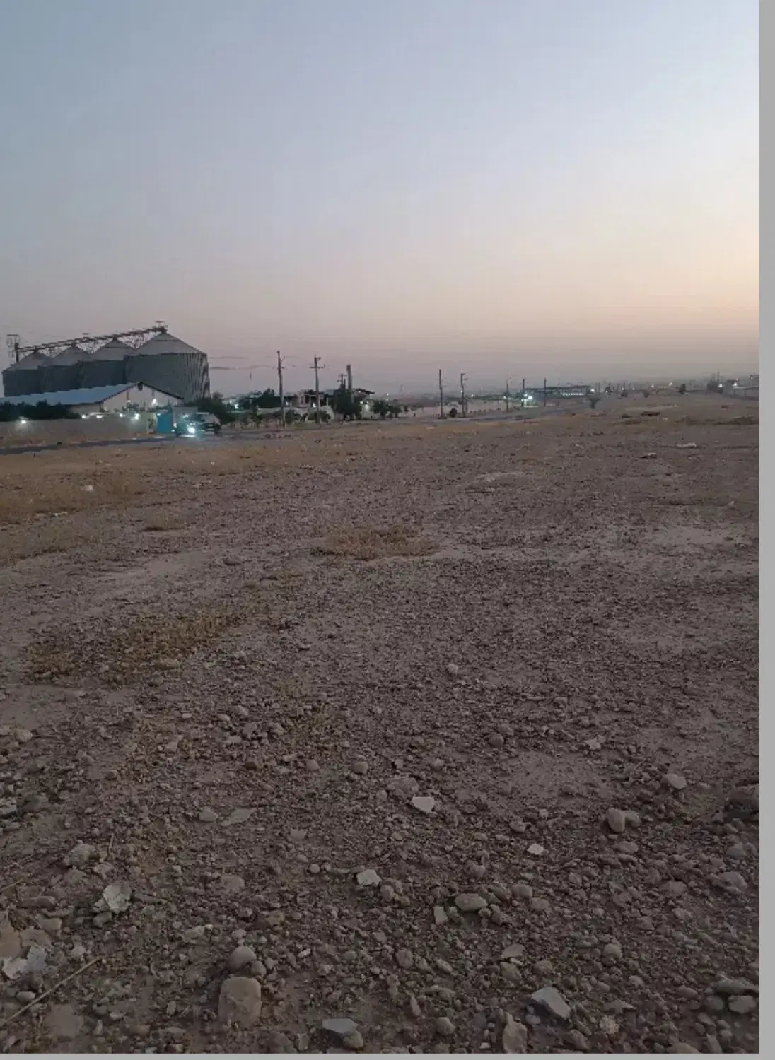 زمین صنعتی سیاه منصور