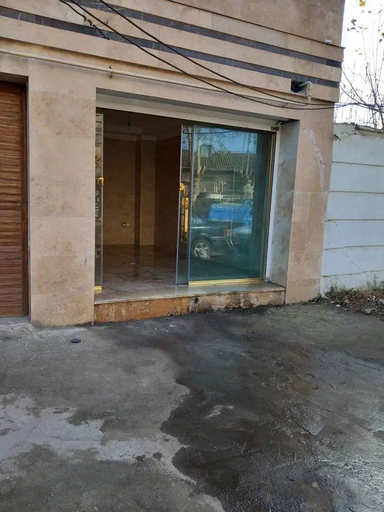 یک باب مغازه به فروش میرسد