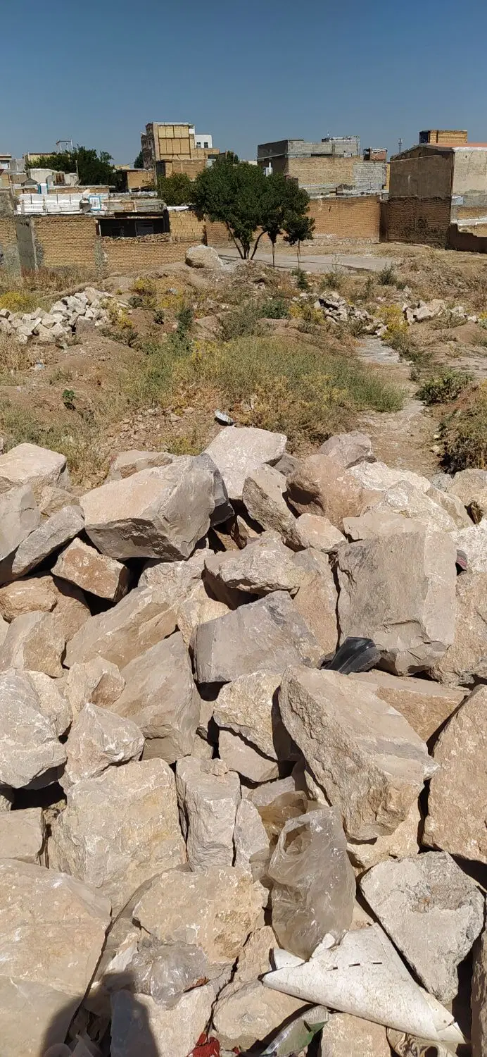 زمین  کهریز کیانشهر
