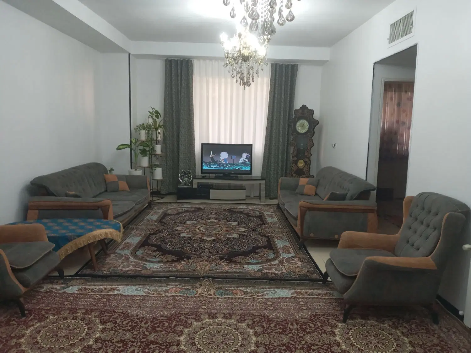 آپارتمان۹۰متری روبه نما