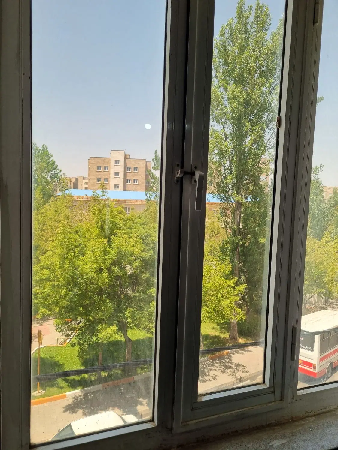 کارشناسان طبقه دوم دوخوابه