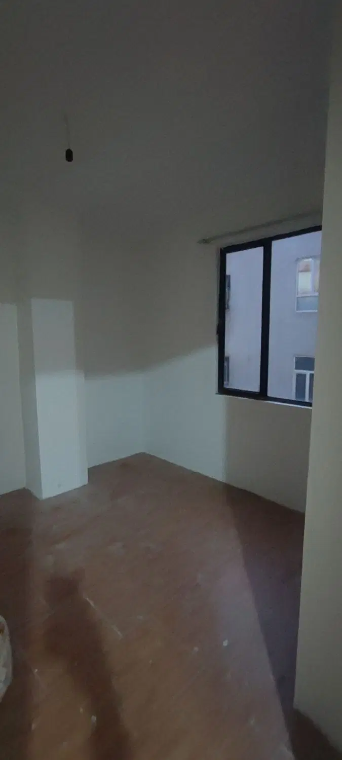 ۷۲متر،پارکینگ‌سندی،آسانسور،روبنما،سندتکبرگ