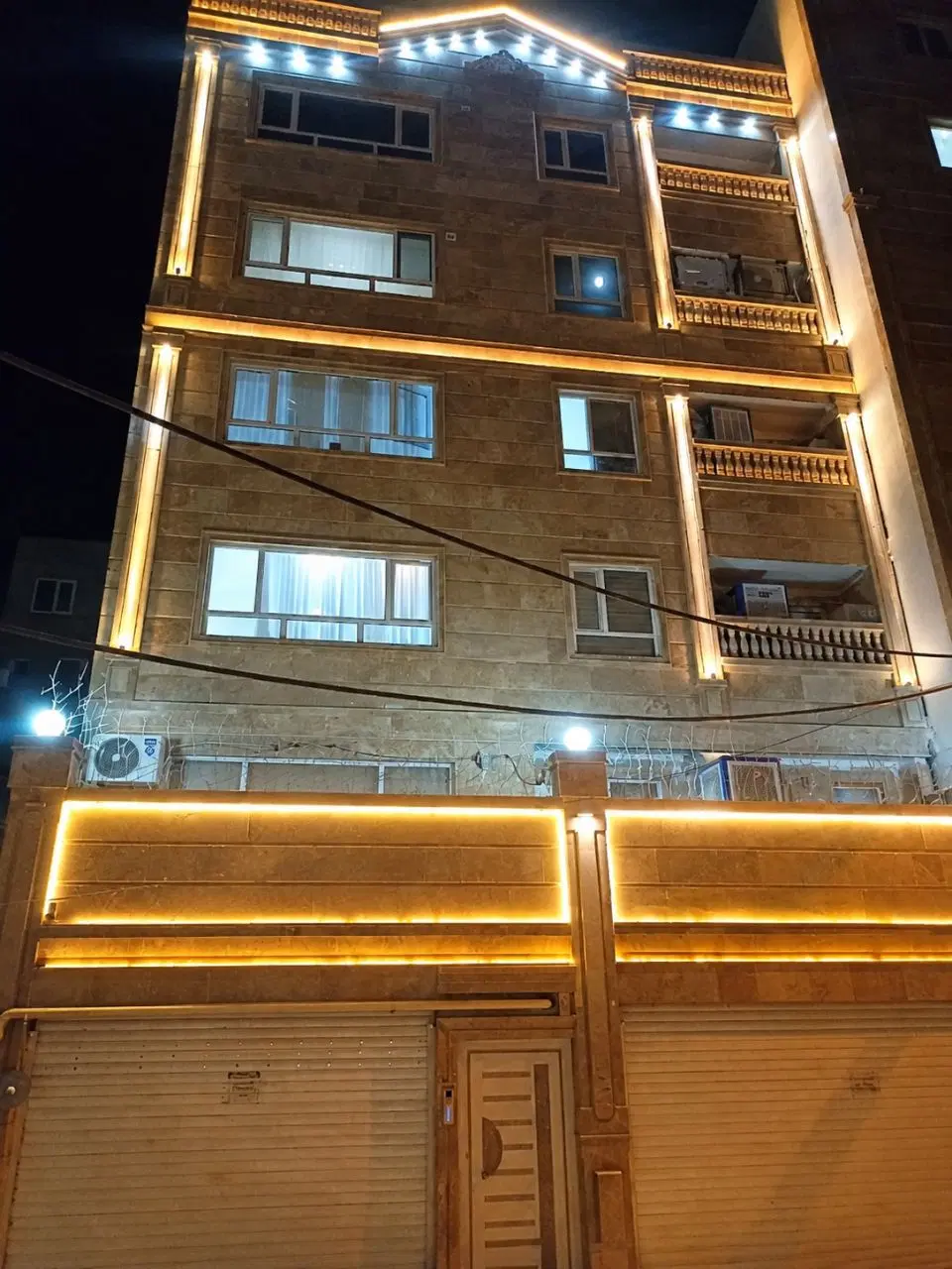 فروش پنت هاوس مدرن ۲۷۰متری_مرصاد_حیاط دار