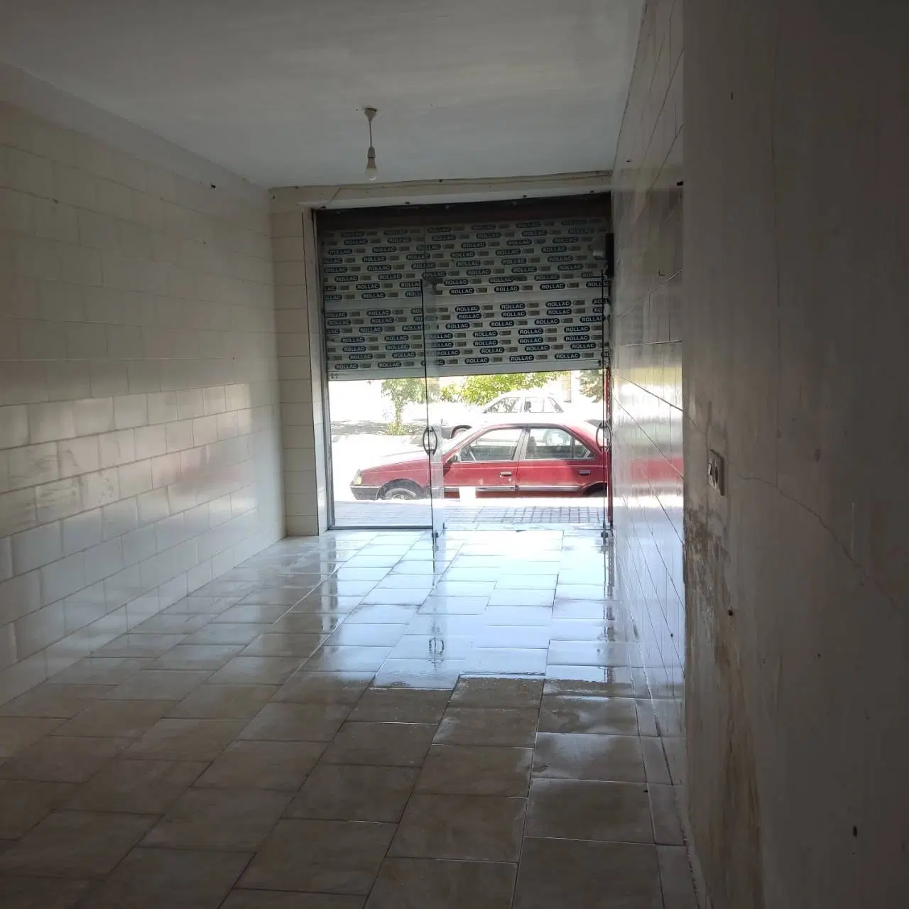 مغازه۴۰متری مناسب سرمایه گذاری وکسب کار دارای آب ب