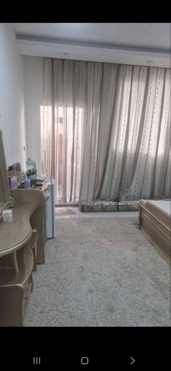۱۸۰متر_ 3خواب _ پارکینگ _ فول