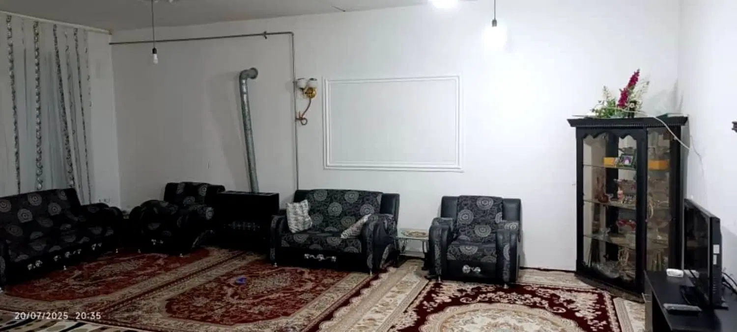 خانه ویلایی شهرستان گرمی
