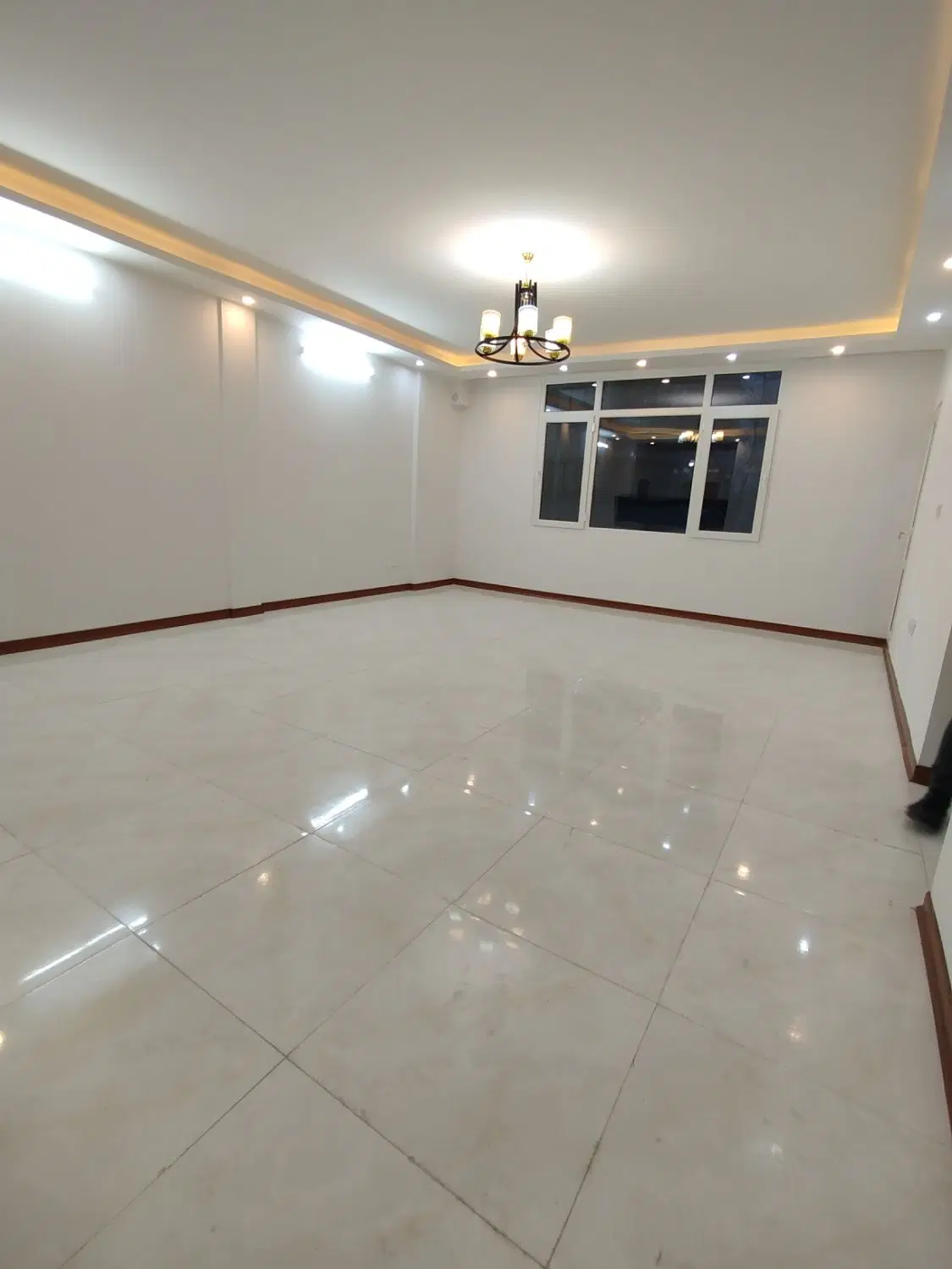 ۸۵متری فول امکانات محدوده فلاحی