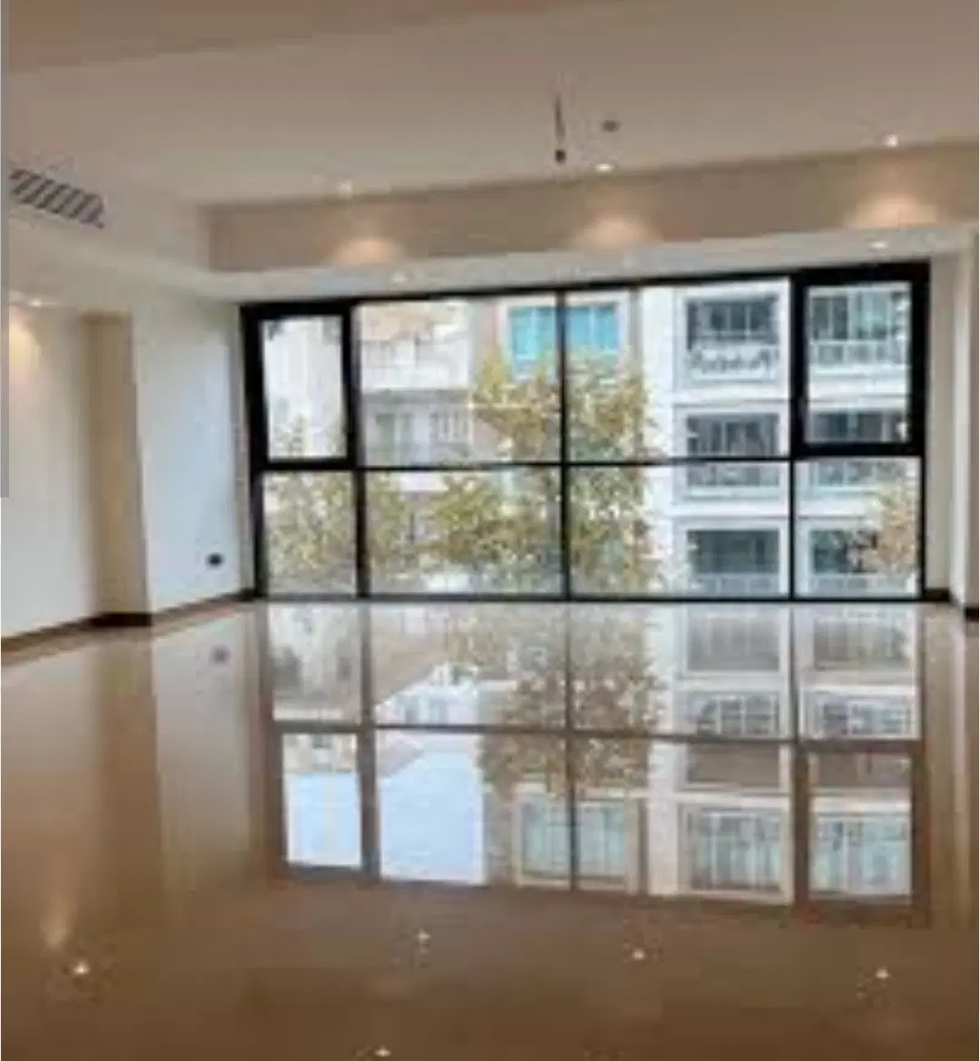 اپارتمان ۳ طبقه هرطبقه تک واحد