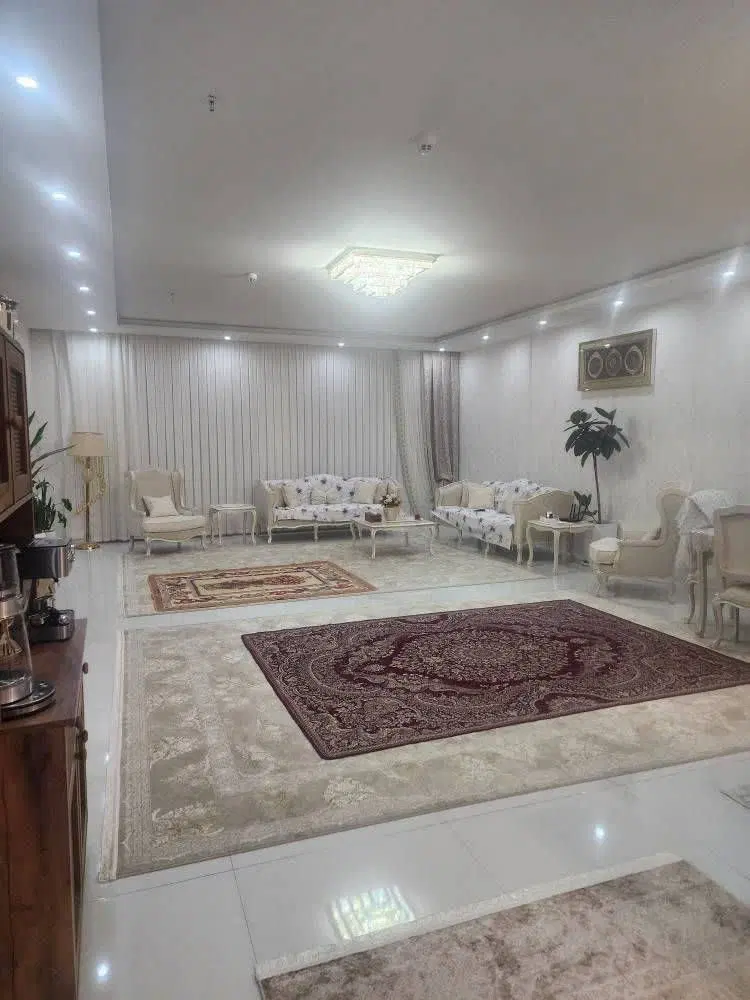 آپارتمان لوکس و لاکچری بهترین لوکیشن قلب الهیه
