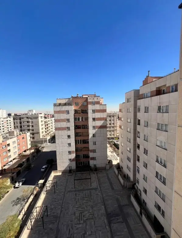 فجر ۴، ۹۰ متر، همکف