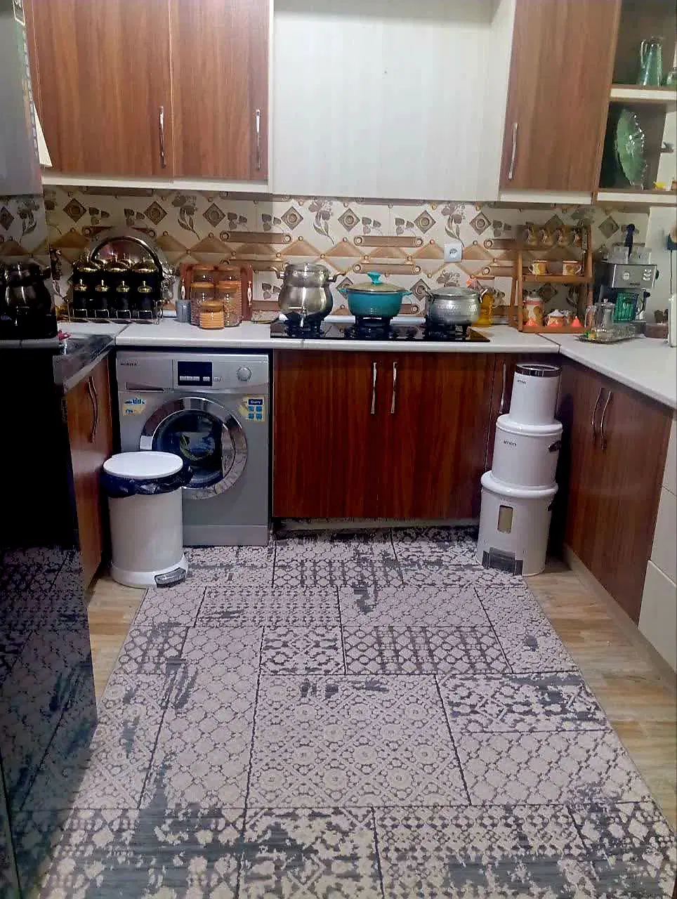 همکف 105 متری گلشن
