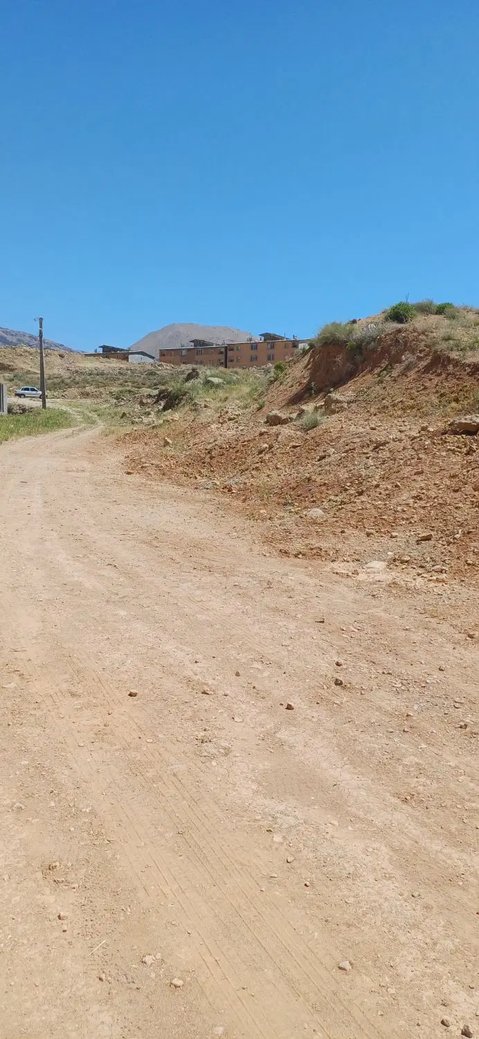 زمین در فارسان
