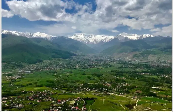 قطعه زمین دارای سند و جواز