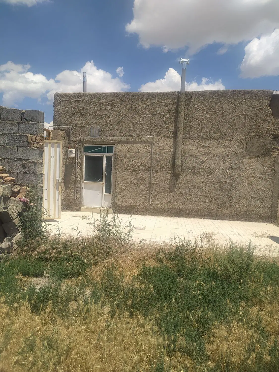 کارگاه درالوارسفلی منطقه صنعتی باسند ششدانگ
