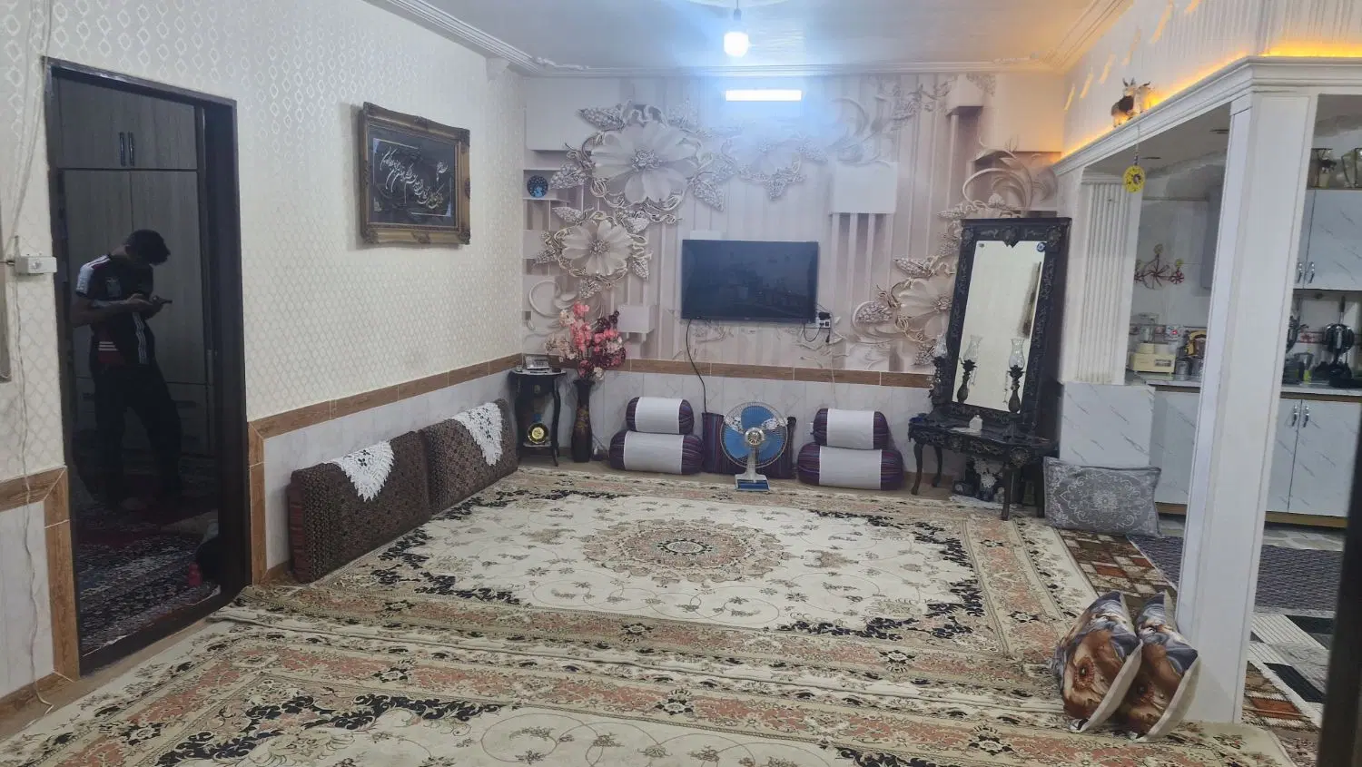 خانه ویلایی در حاشیه ایثارگران