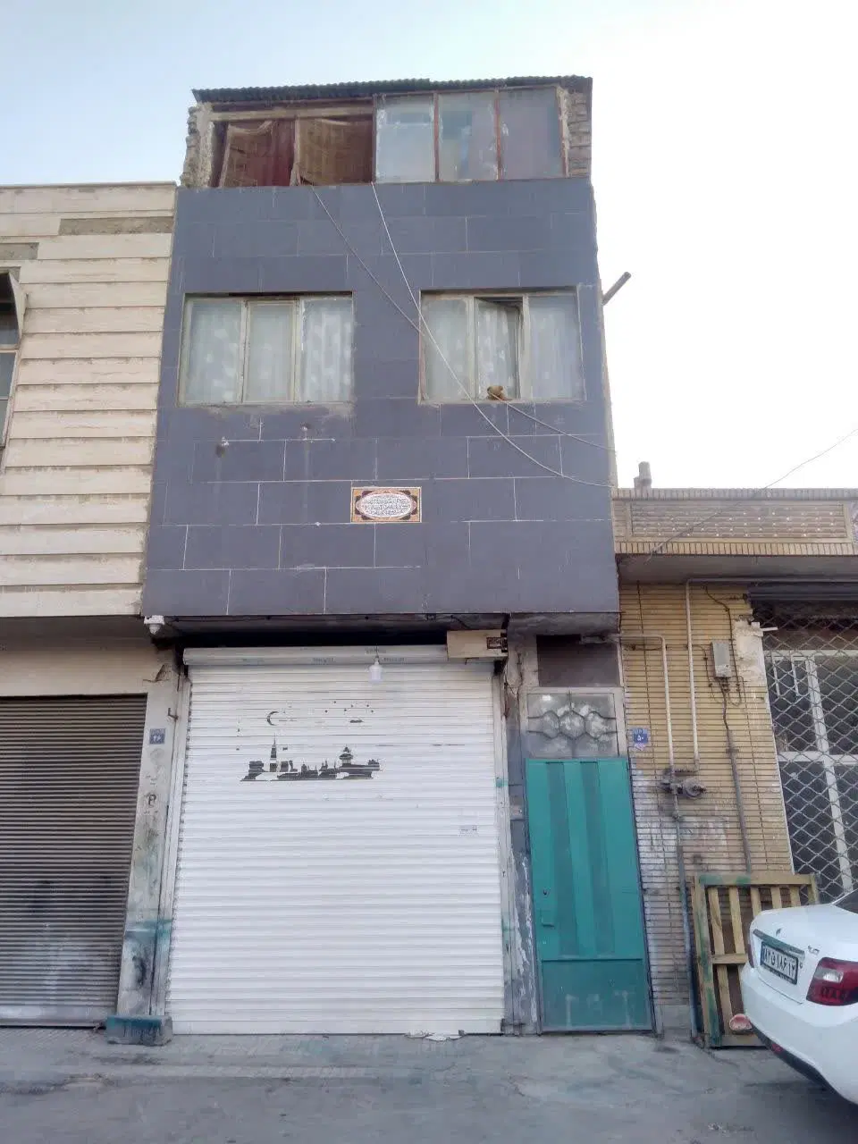 مغازه و سوئیت 25متری