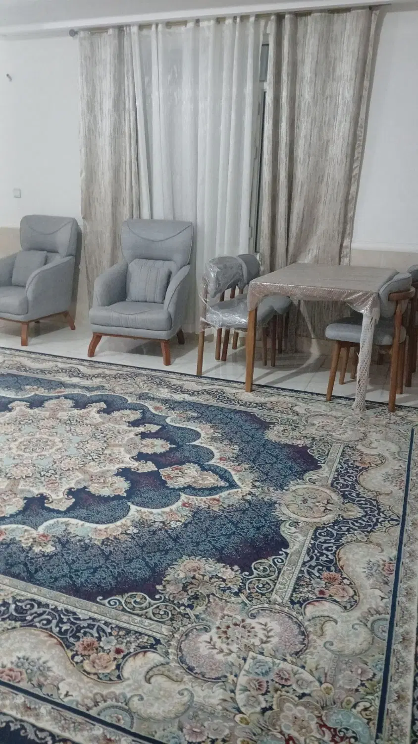 دوخوابه تمیز آپارتمانی همراه با پارکینگ و آسانسور